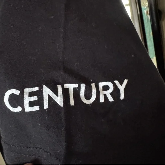 Size Small Peloton Century T-Shirt - Picture 4 of 5